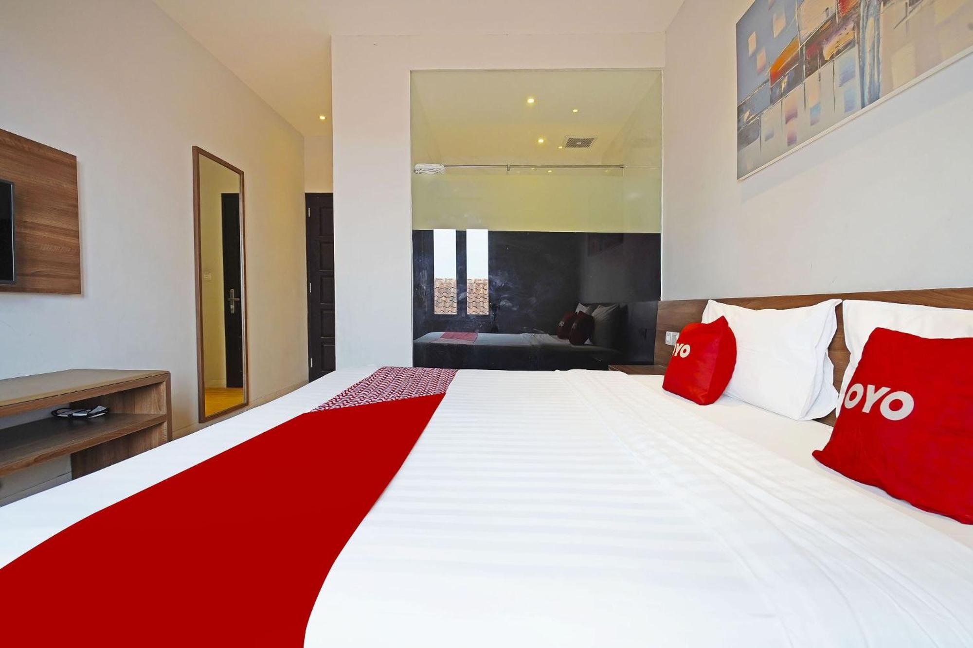 Capital O 91472 The Regia Dago Hotel By Ultimo Bandung Esterno foto